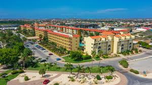 Eagle Aruba Resort with spacious suites and pools near Eagle Beach.